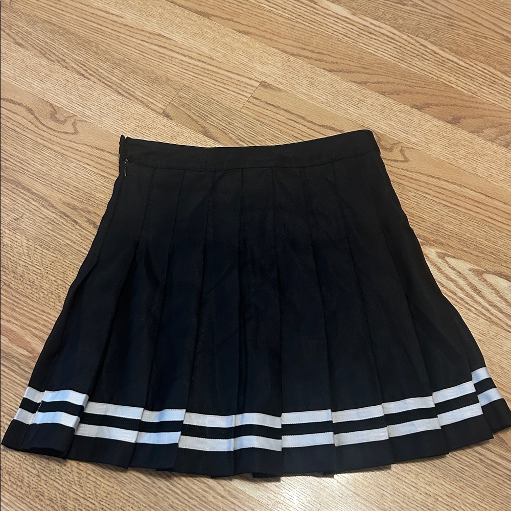 Pleated Skirt Dolls Kill Delia’s Harajuku Cheerleader Cheer 🖤 - Picture 4 of 8